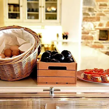 Messaria Hotel 3*